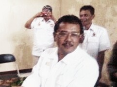 Wakil Ketua DPRD Kabupaten Bandung, H. Yayat Hidayat, SE, MM. menilai banyak proyek dilakukan di Sungai Citarum, banjir dan kunjung hilang. ( Saufat Endrawan/ OPONINEWS.COM )
